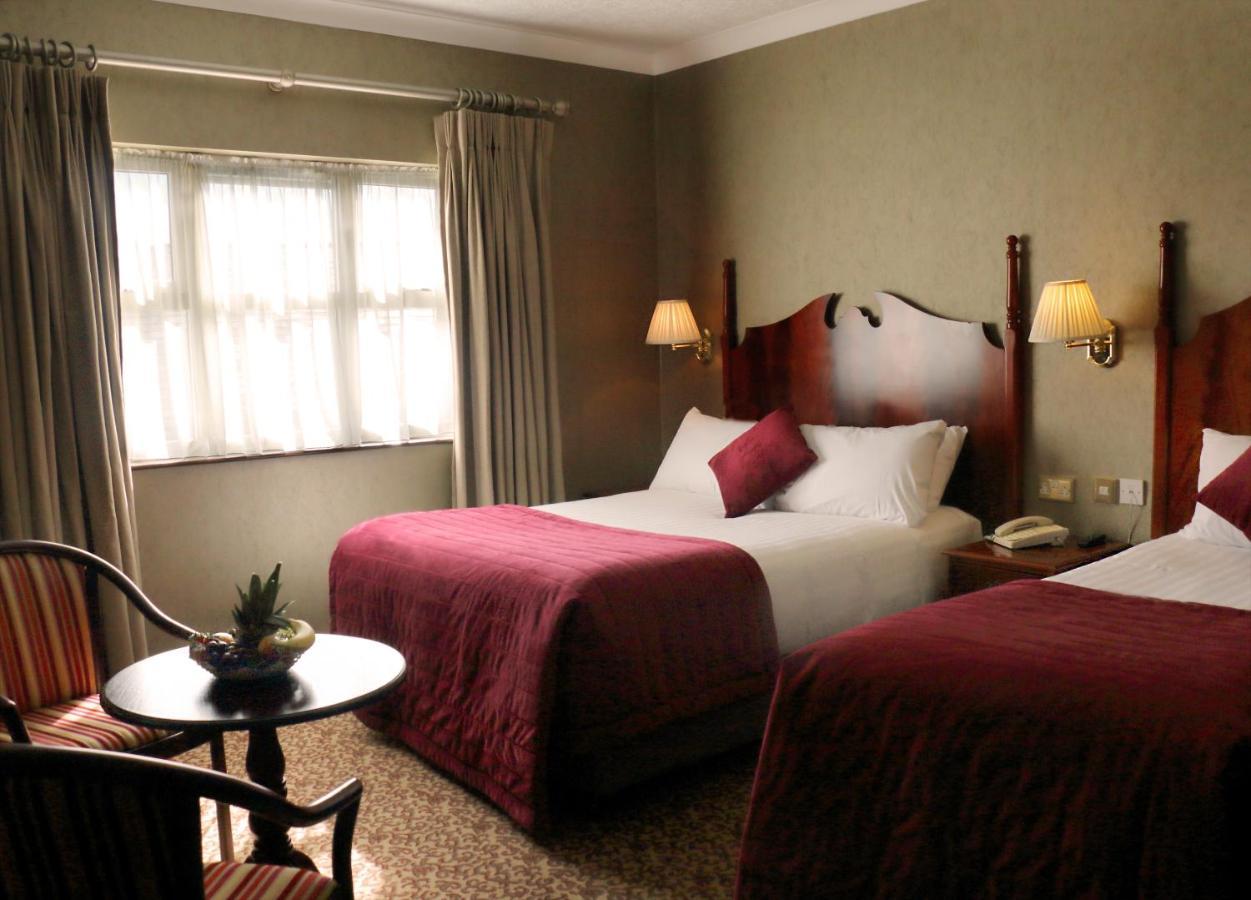 Seven Oaks Hotel Carlow Exterior foto