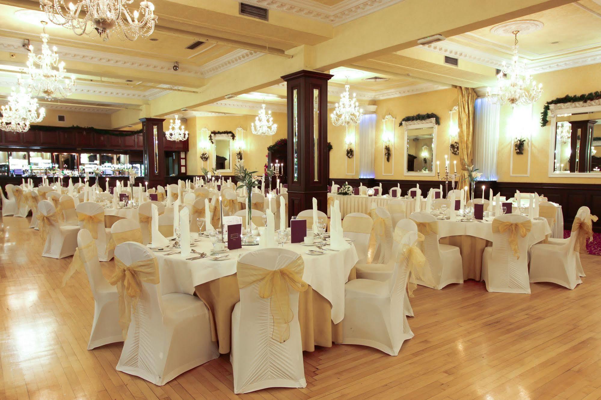 Seven Oaks Hotel Carlow Exterior foto